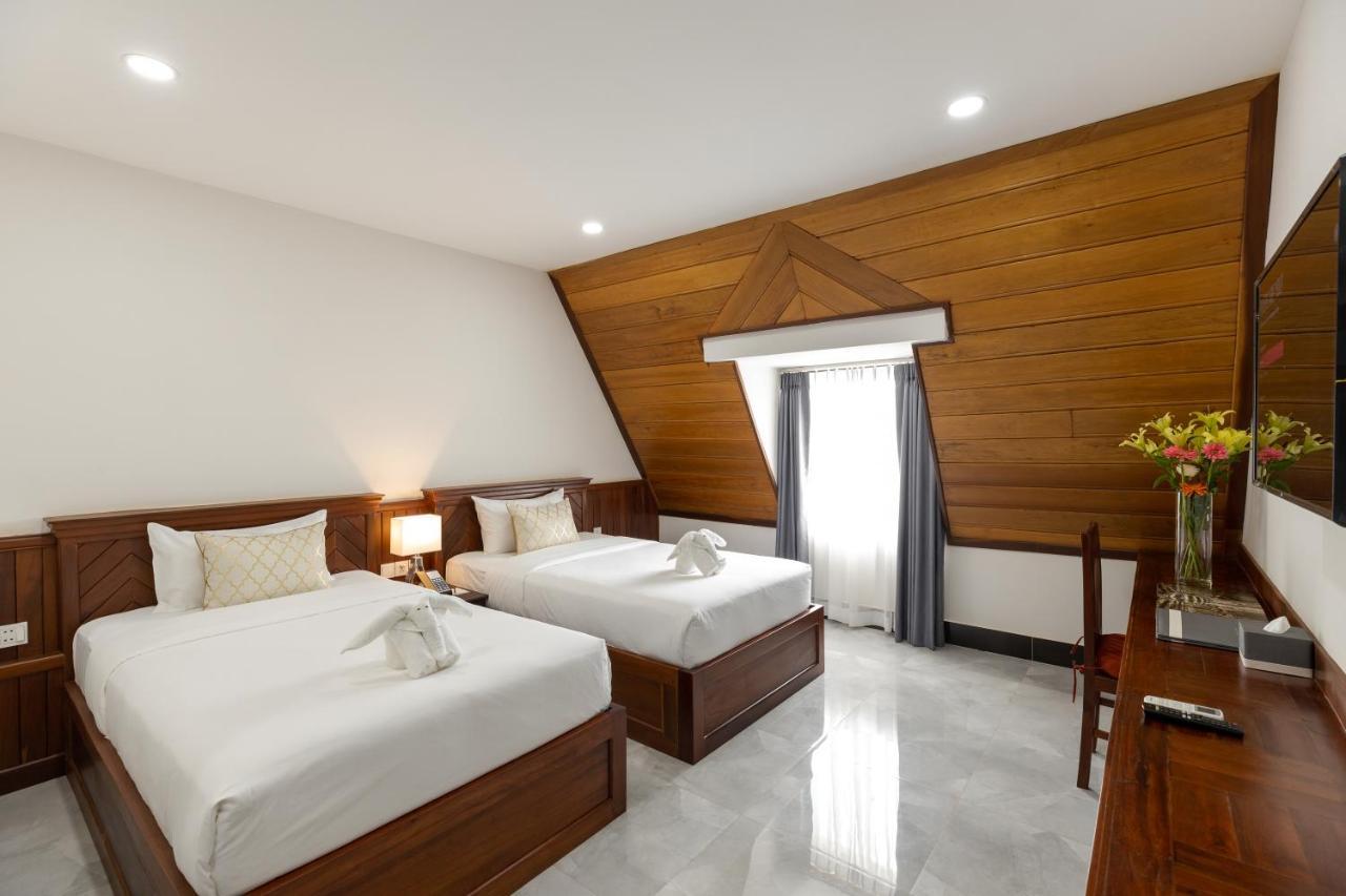 Blanc Smith Hotel Siem Reap Ngoại thất bức ảnh